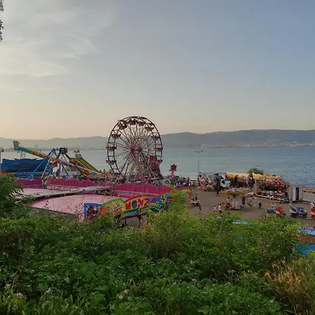 Pollo Resort, Summer Wind Daire *